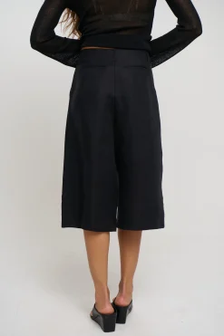 Alex Short Black