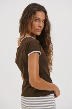 Alia Top Chocolate