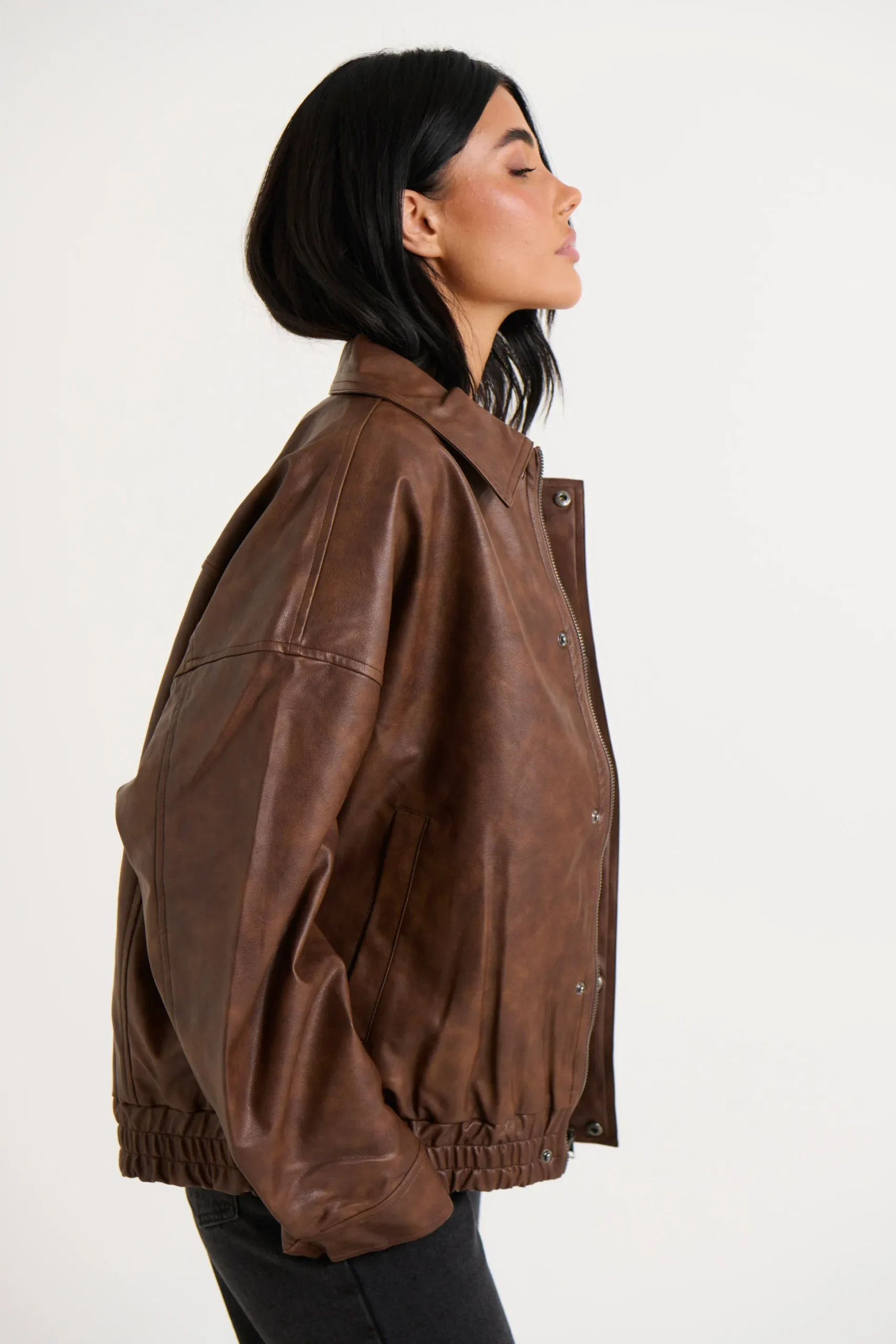 Becca Bomber Chocolate