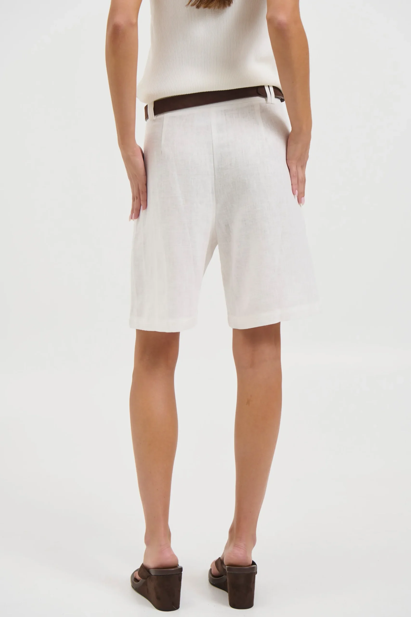 Dora Linen Short White
