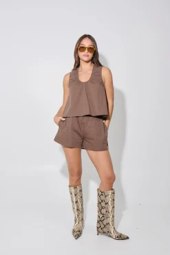 Kyla Short Choc