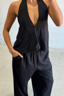 Leesa Top Black