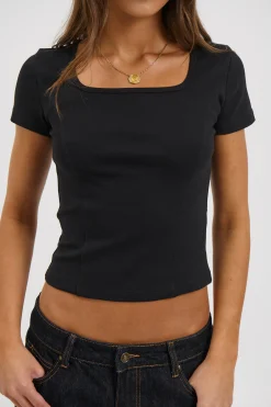 Myra Tee Black