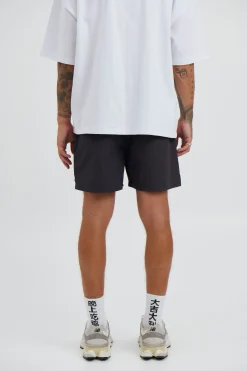 Nolan Trunk Black
