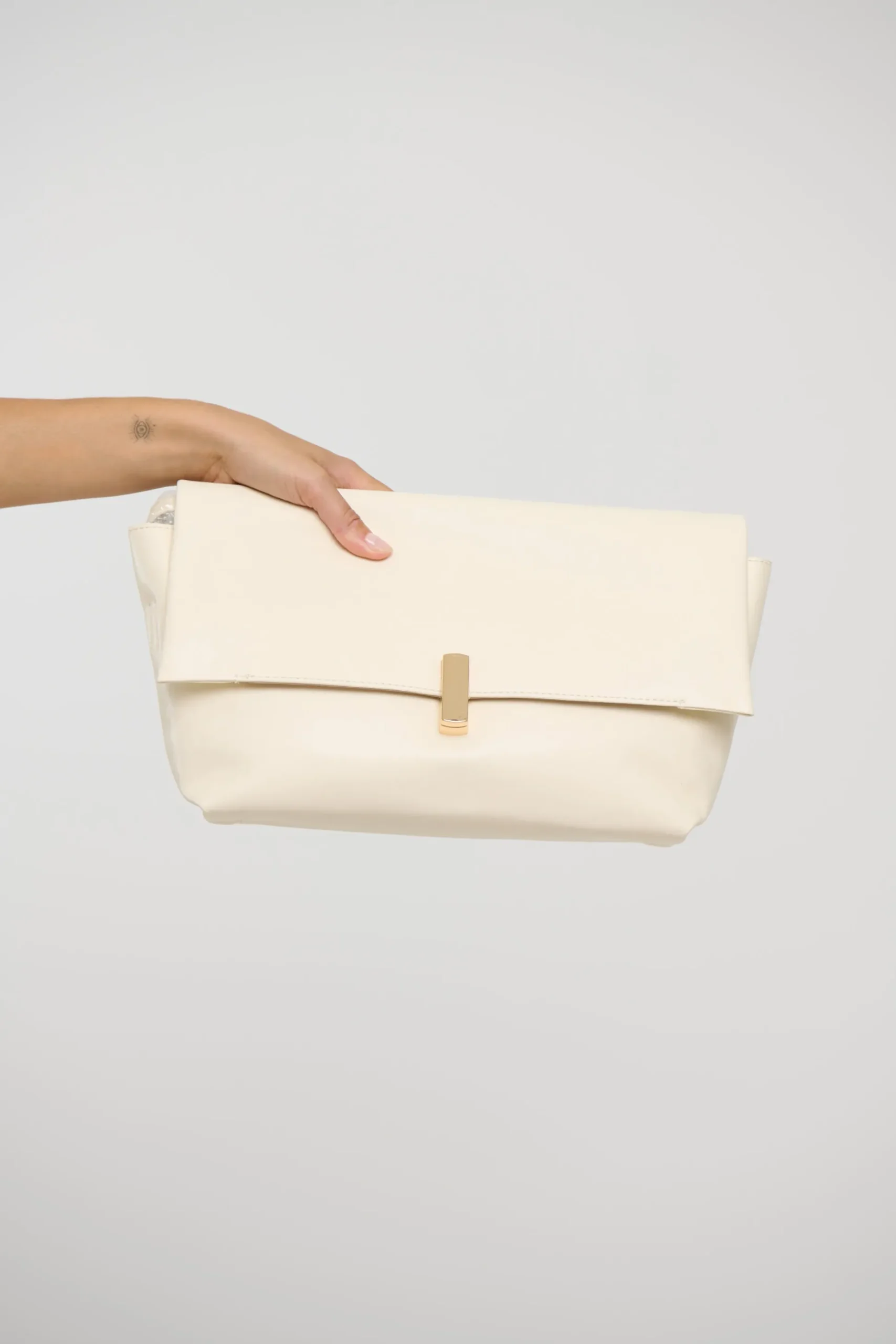 Novie Clutch White