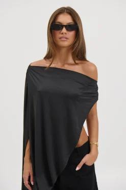 Reborn Poncho Noir