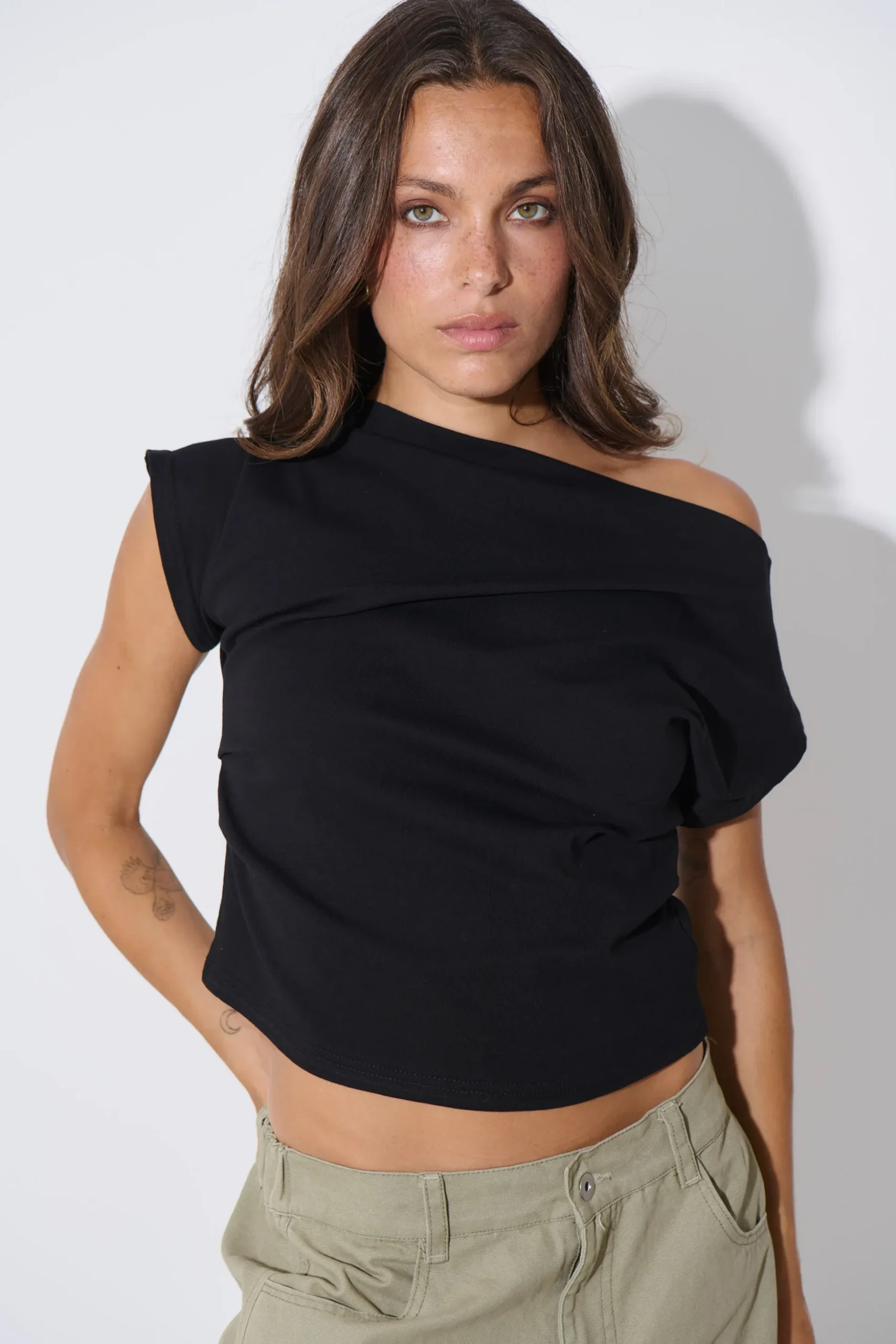Santana Tee Black